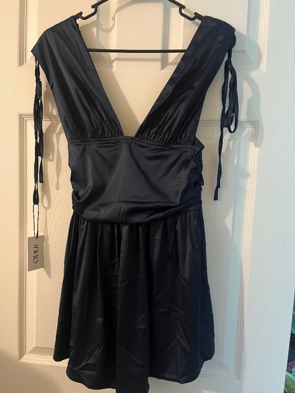 Satin mini cocktails dress size small